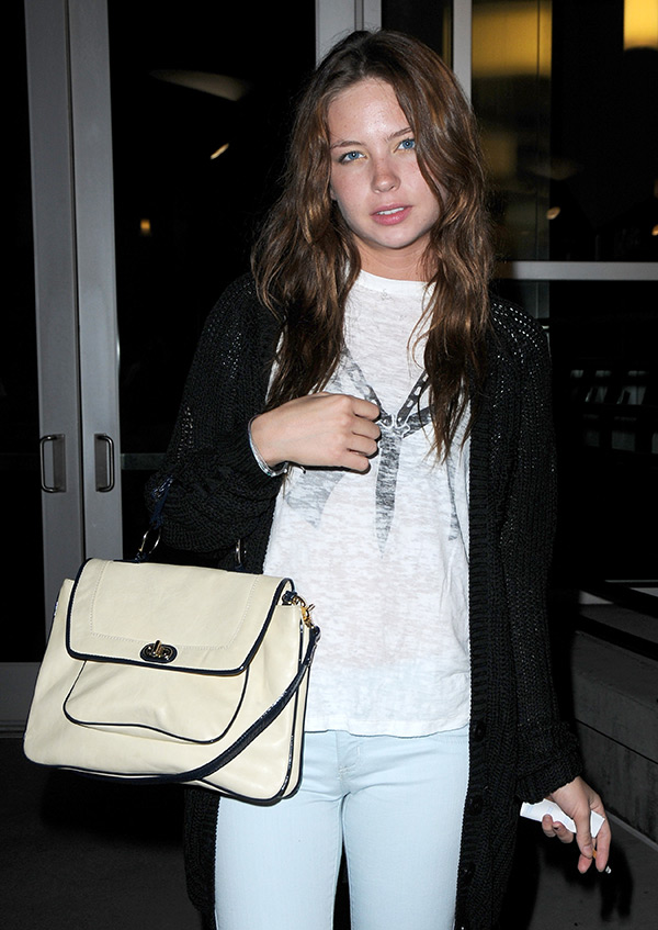 Daveigh Chase Pics