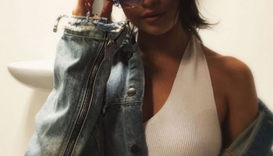 Selena Gomez Braless