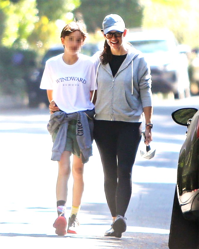 Jennifer Garner & Seraphina Affleck Out