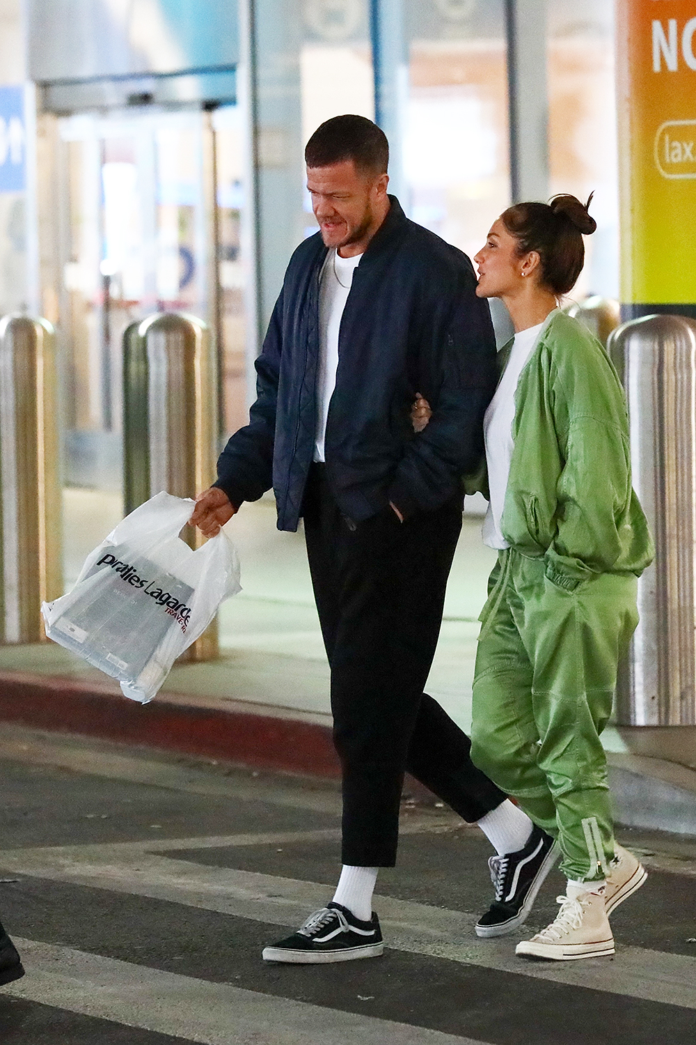 *EXCLUSIVE* Minka Kelly and boyfriend Dan Reynolds of 'Image Dragons' arrive in LA