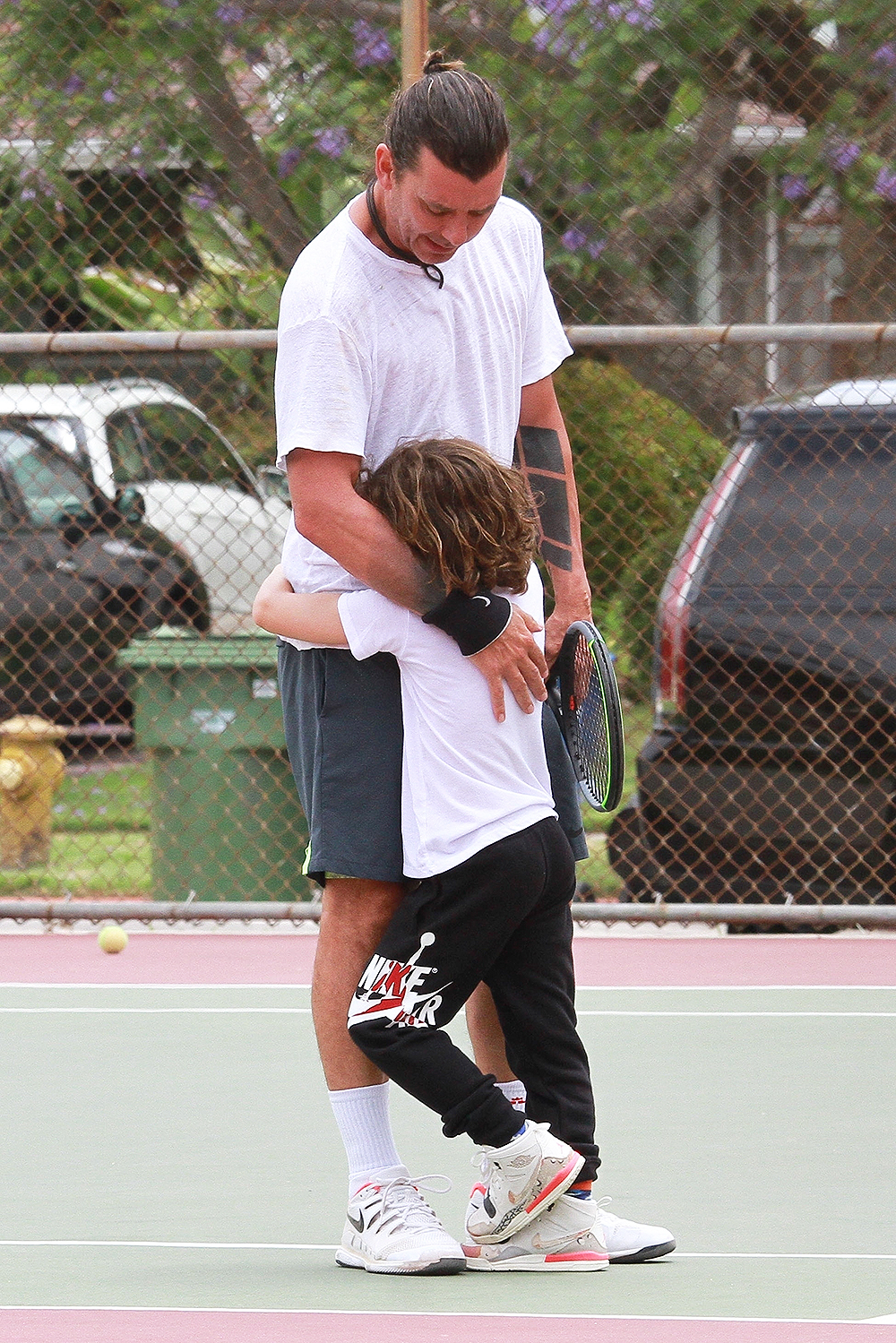 *EXCLUSIVE* Gavin Rossdale shares his tennis secrets with little Apollo!