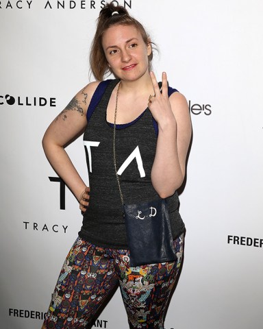 Lena Dunham Pictures