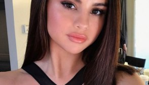 selena gomez selfie pantene