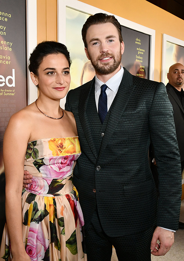 chris-evans-jenny-slate-awkward-hug-rex-3