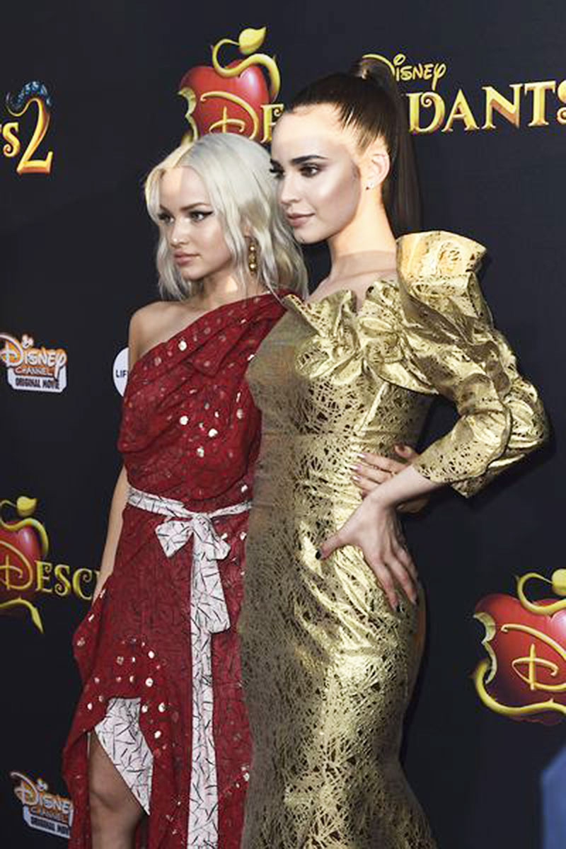 Descendants-2-Premiere-9-disney