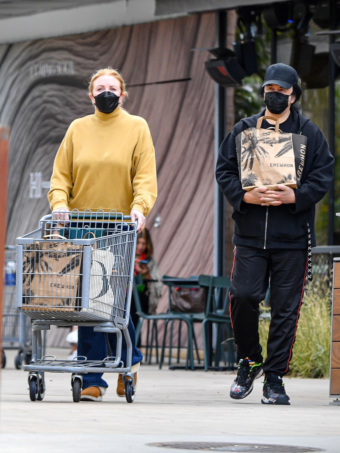 Gene Simmons and his wife grocery shop