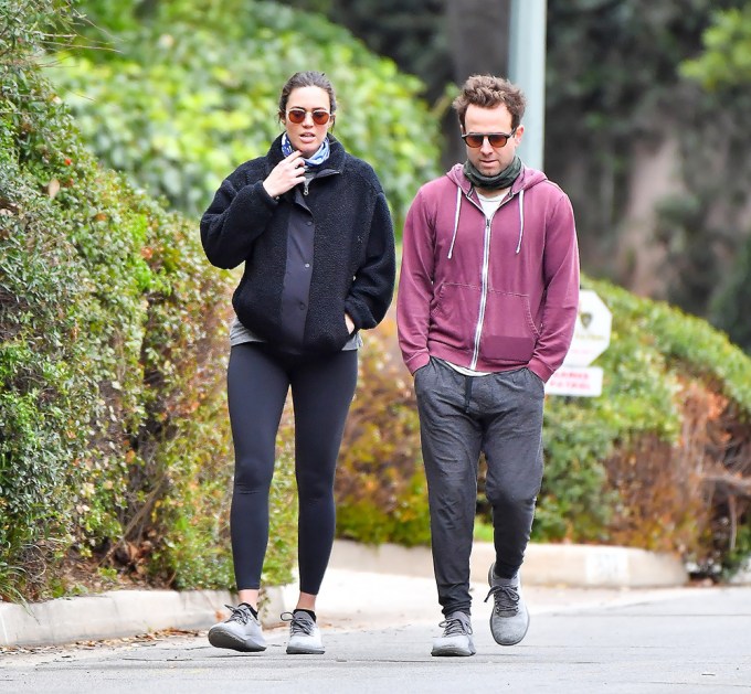 Mandy Moore & Taylor Goldsmith On Valentine’s Day 2021