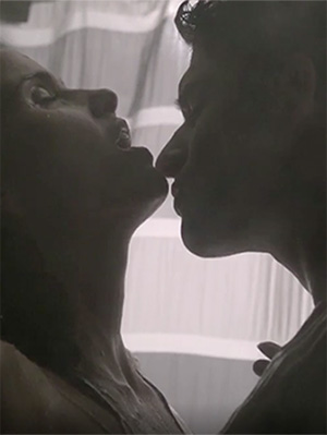 Shelley Hennig Tyler Posey