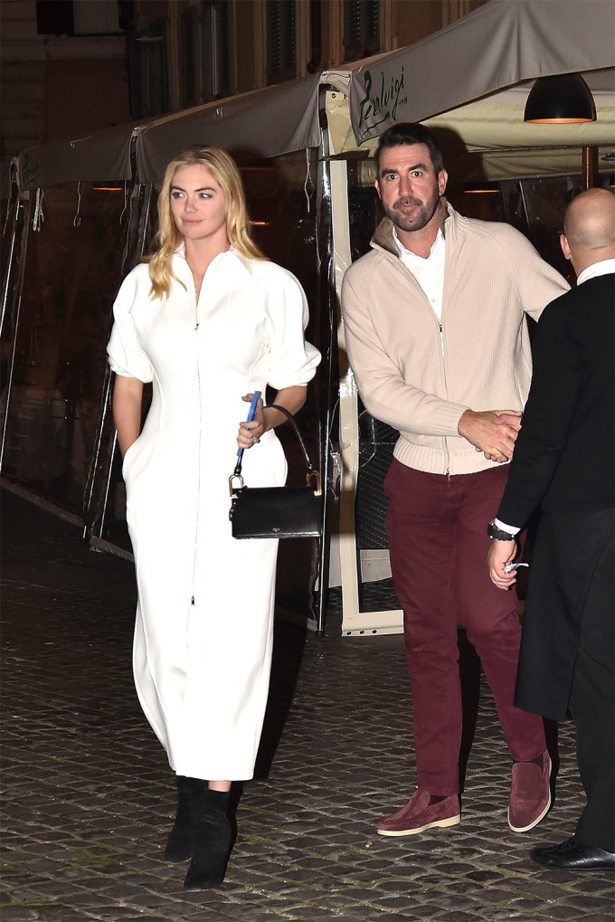 Kate Upon & Justin Verlander enjoy dinner in Rome