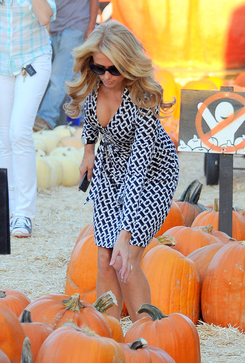 Paris Hilton at the Pumpkin Patch in Beverly Hills