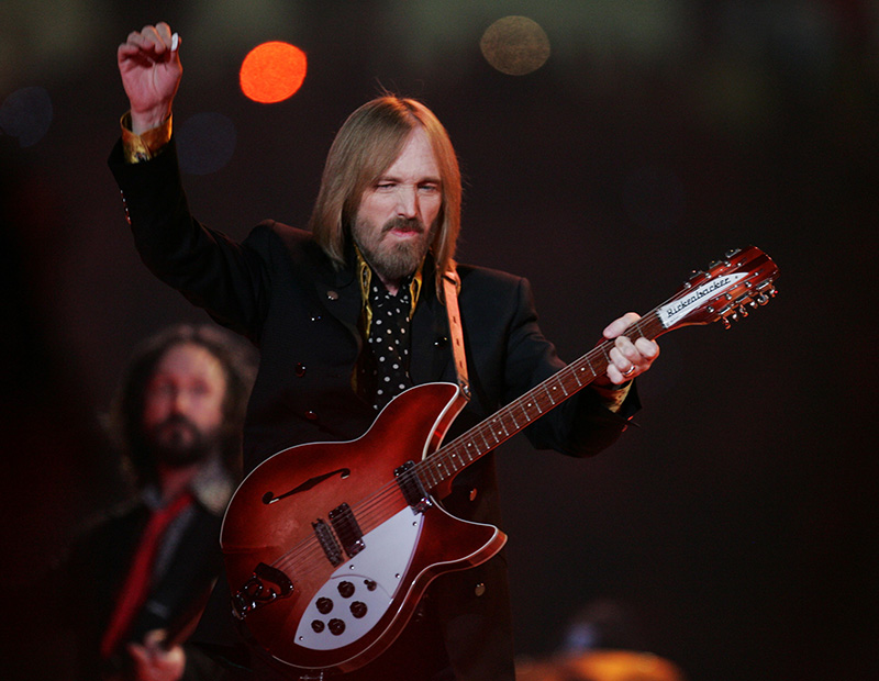 Tom Petty Tom Petty performs during halftime of the Super Bowl XLII football game between the New England Patriots and the New York Giants, in Glendale, ArizSuper Bowl Football, Glendale, USA