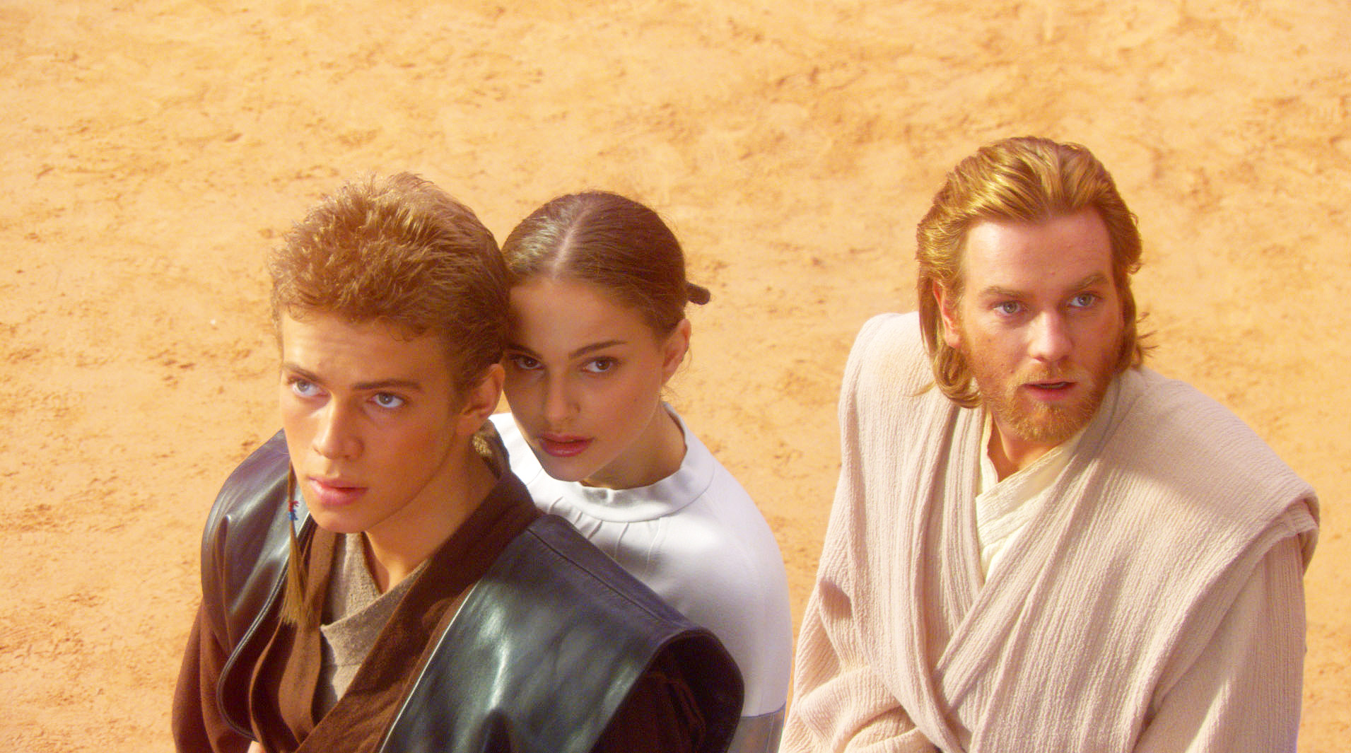 STAR WARS EPISODE II: ATTACK OF THE CLONES, Hayden Christensen, Natalie Portman, Ewan McGregor, 2002, Copyright 2002 Lucasfilm Ltd., courtesy Everett Collection