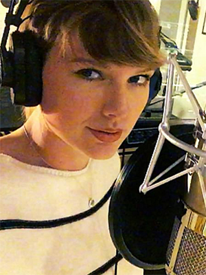 initial necklace taylor swift