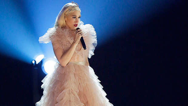 2017 Gwen Stefani Christmas Special