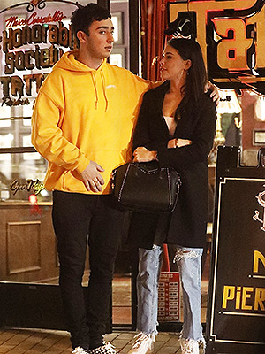 madison beer zack bia