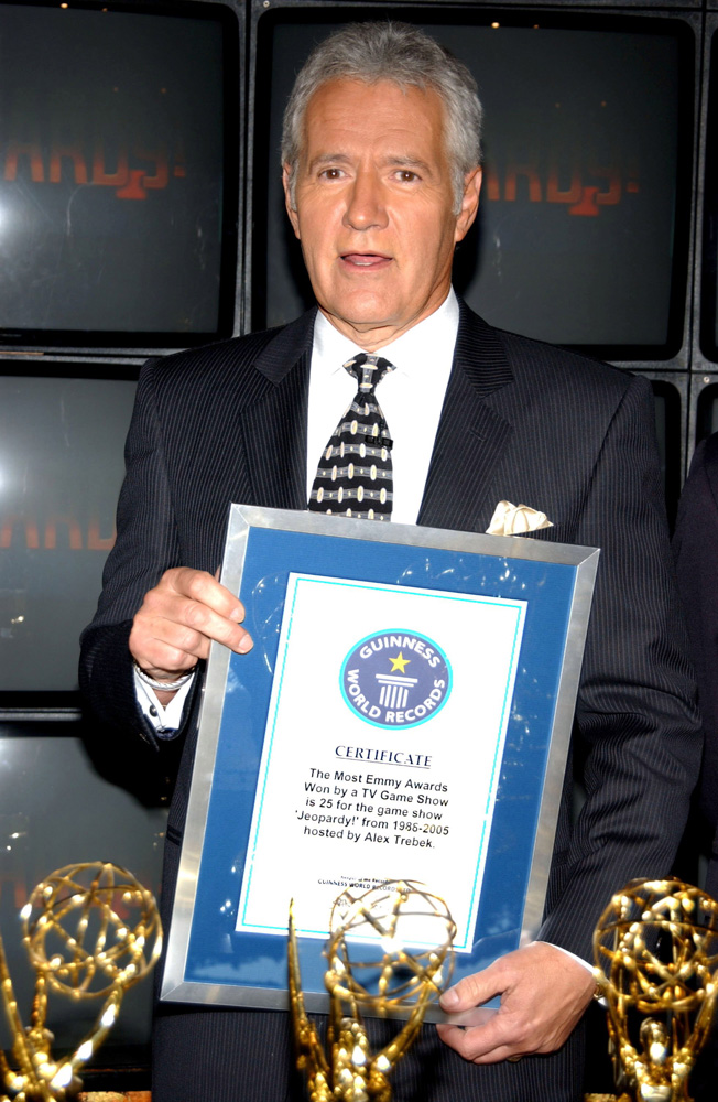 'JEOPARDY!' THE GUINNESS BOOK OF RECORDS NUMBER 1 GAME SHOW OF ALL TIME, LOS ANGELES, AMERICA  - 01 NOV 2005