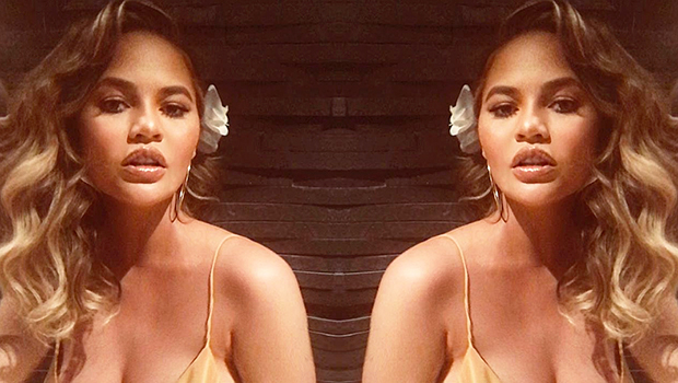 Chrissy Teigen Eyelash Extensions