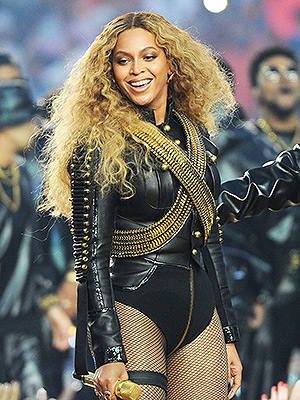 Beyonce Performing Live