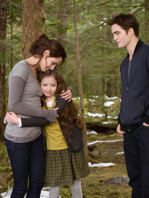 kristen stewart mackenzie foy robert pattinson in twilight