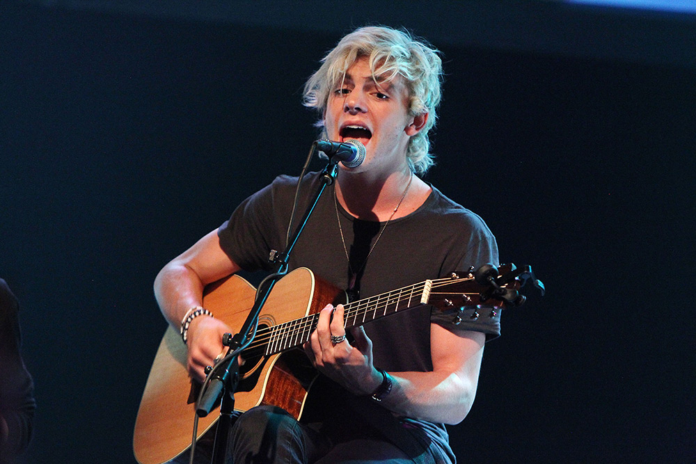 ross-lynch-5