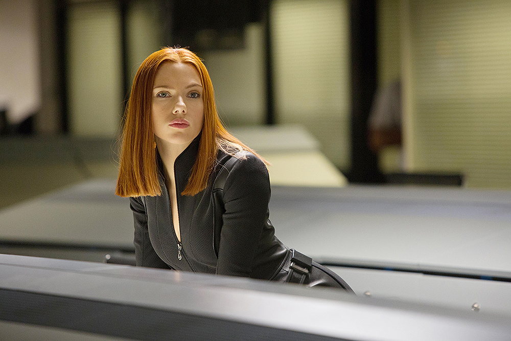 Female-Superheroes-Whose-Costumes-Showed-Major-Cleavage-scarlett-johannson-black-widow