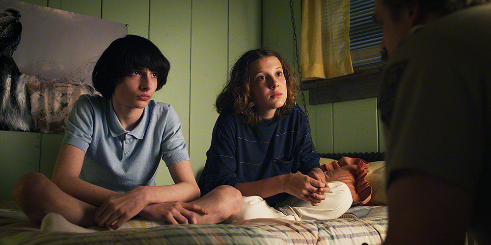 stranger-things-mike-and-eleven-1