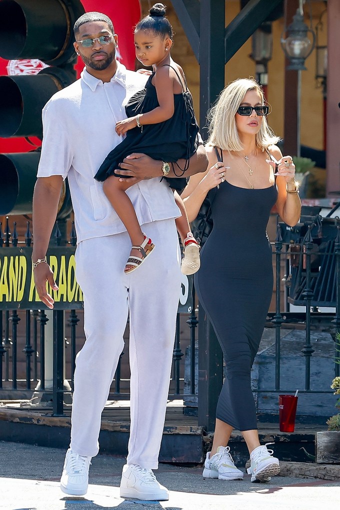 Tristan Thompson & Khloe Kardashian With True On Father’s Day