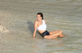 AG_185229 - ** RIGHTS: ONLY UNITED STATES, CANADA **  - Saint Barthelemy, France - Brooke Burke shows off her incredible physique in a black and white swimsuit while enjoying the Caribbean sea in St Barts.  Brooke put her bikini body on display in a one piece cut-out suit while enjoying the clear blue waters of St Barts.Pictured: Brooke BurkeAKM-GSI 29 MARCH 2017BYLINE MUST READ: Spread Pictures / AKM-GSI Maria Buda(917) 242-1505mbuda@akmgsi.com Mark Satter(317) 691-9592msatter@akmgsi.com or sales@akmgsi.com