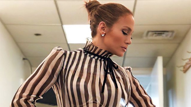 jennifer lopez mini skirt
