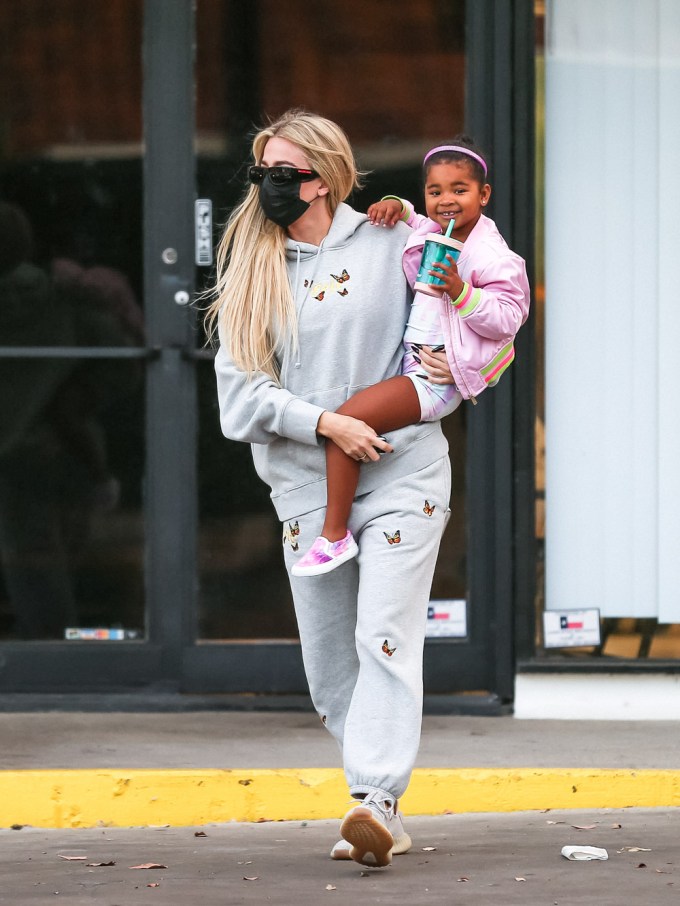 Khloe Kardashian Runs Errands With True