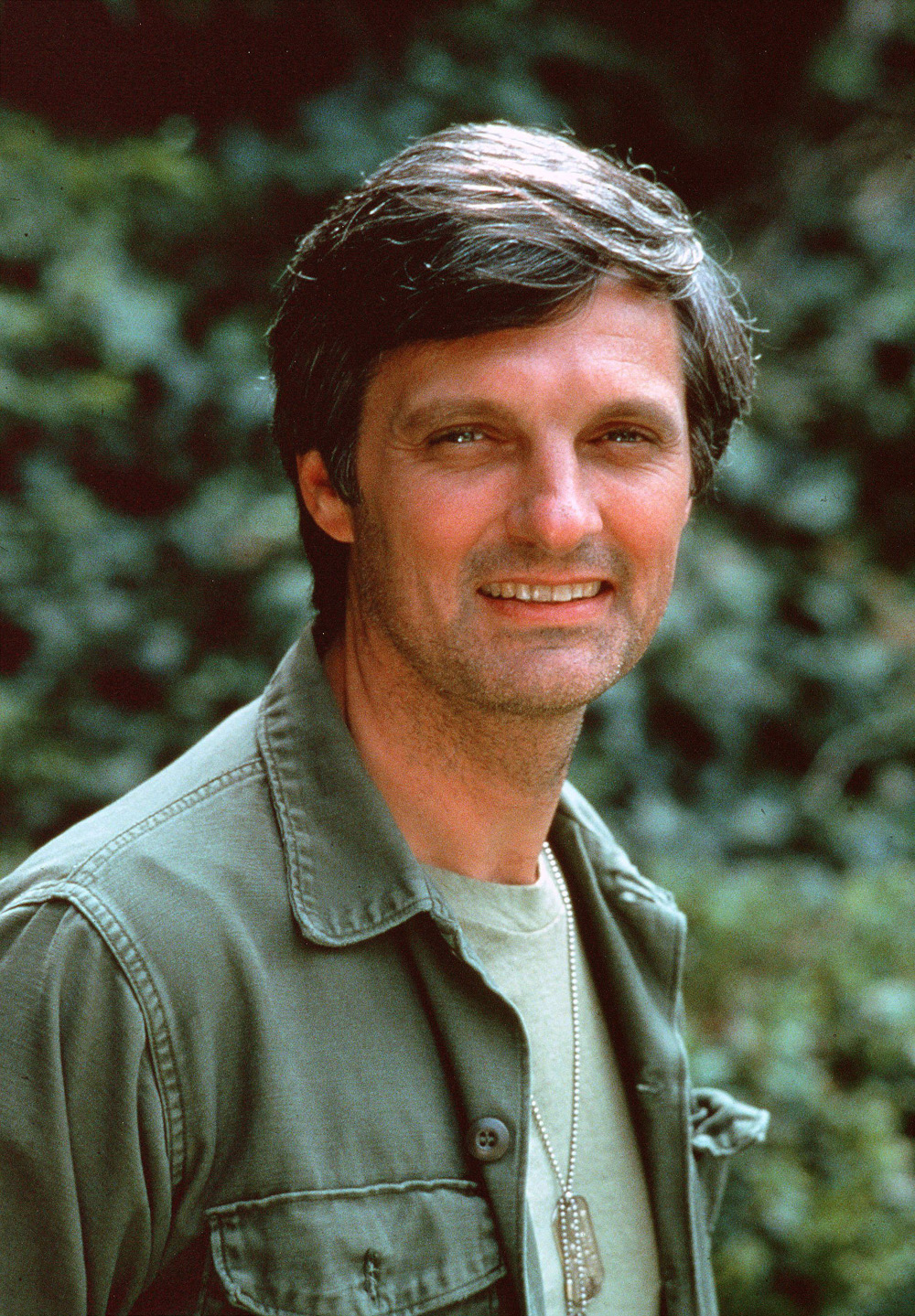 No Merchandising. Editorial Use Only. No Book Cover Usage.Mandatory Credit: Photo by 20th Century Fox/Kobal/REX/Shutterstock (5886039h)Alan Alda, Robert AldaMash - 1972-198320th Century FoxTelevision