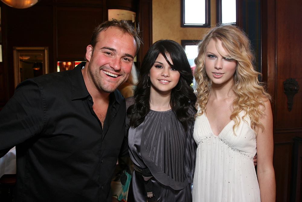 David Deluise, Selena Gomez and Taylor Swift
'Another Cinderella Story' film premiere, Los Angeles, America - 14 Sep 2008
September 14, 2008: Los Angeles, CA
David Deluise, Selena Gomez and Taylor Swift
Premiere of Warner Premiere's  'Another Cinderella Story'
Photo by Alex Berliner ® Berliner Studio/BEImages EXCLUSIVE COVERAGE