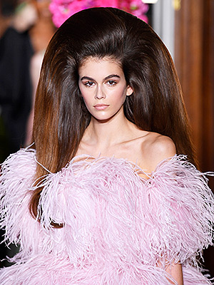 kaia gerber hair valentino