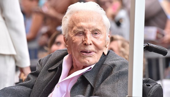 Kirk Douglas Dead