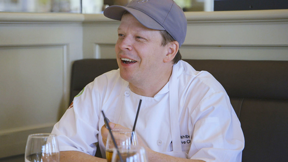 the Wahlburgers show-5