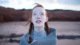 No Merchandising. Editorial Use Only. No Book Cover UsageMandatory Credit: Photo by chris reardon Netflix/Kobal/REX/Shutterstock (9765550h)Amybeth McNulty"Anne With An E" TV Show - 2017