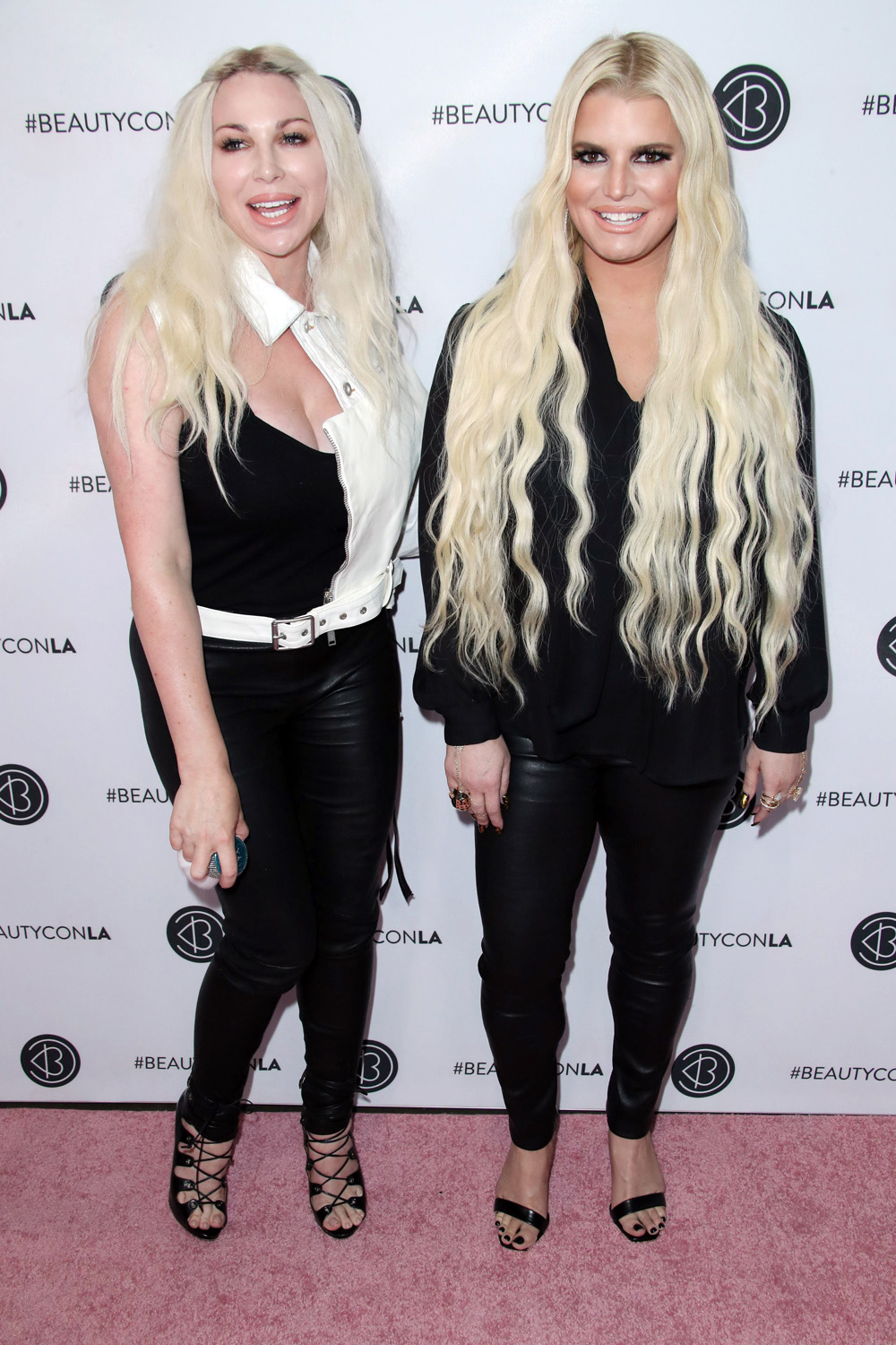 Jessica Simpson, Joyce Bonelli
Los Angeles Beautycon Festival, Day 1, USA - 14 Jul 2018