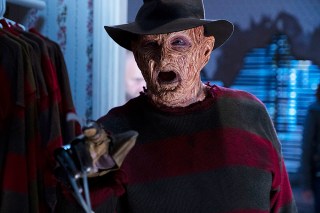 THE GOLDBERGS - "Mister Knifey-Hands" - Despite Beverly's wishes, Jackie's parents allow Adam to watch "A Nightmare on Elm Street" and a disagreement between the families ensues. But Beverly dreams of facing off with horror icon Freddy Krueger (guest star Robert Englund), which teaches her an important lesson about her son's relationship with Jackie. Meanwhile, Erica realizes she's not as popular as she once was when she starts hanging out at William Penn Academy, despite the fact she's no longer a student there, on the Halloween episode of "The Goldbergs," WEDNESDAY, OCT. 24 (8:00-8:30 p.m. EDT), on The ABC Television Network. (ABC/John Fleenor)ROBERT ENGLUND