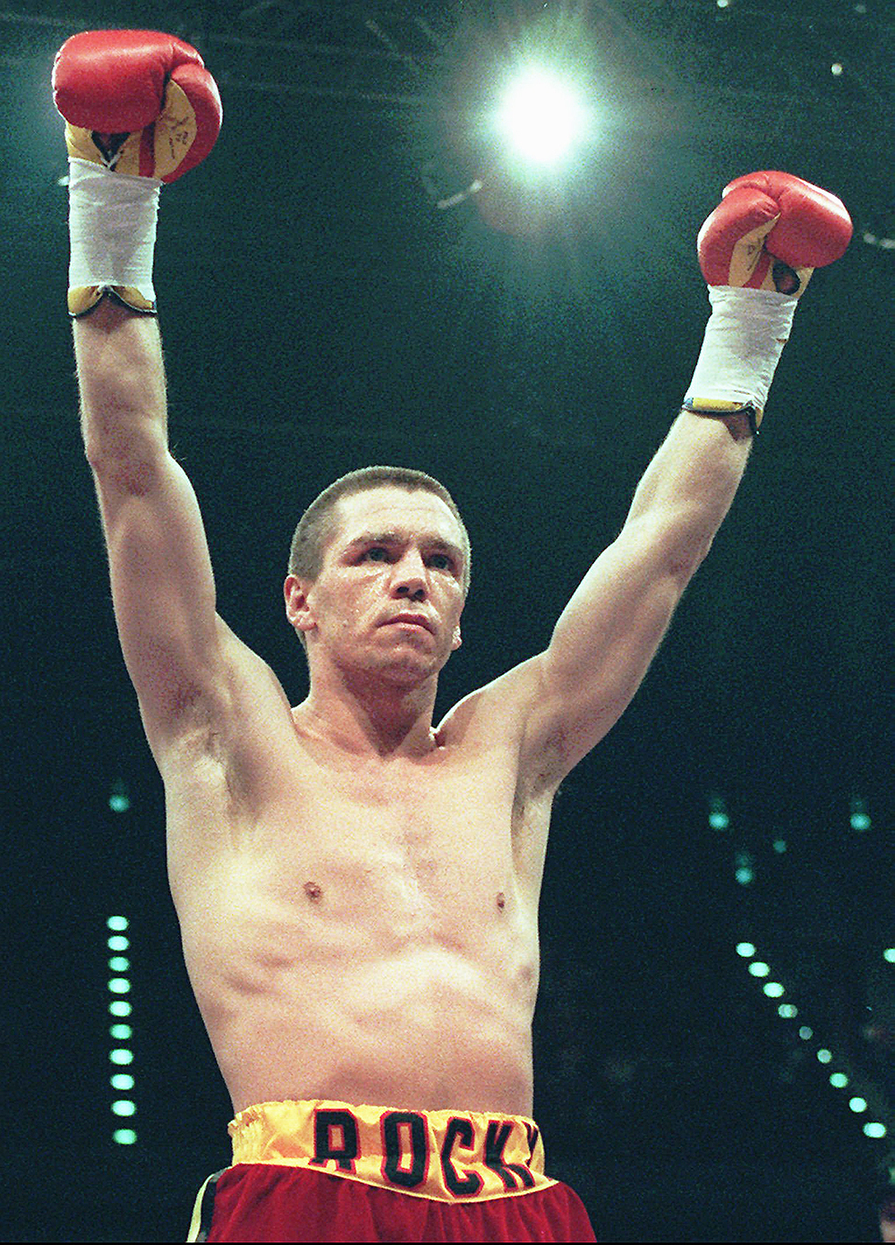 ROCCHIGIANI German boxer Graciano Rocchigiano celebrates his victory over U.S. boxer John Scully after a unanimous decision in thier WBO light heavyweight title fight in Berlin, Germany . (AP Photo/Jan BauerBOXEN ROCCHIGIANI SCULLY, BERLIN, Germany