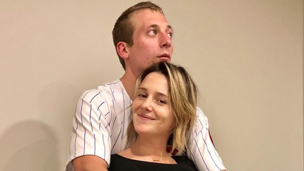 Jeremy Allen White Addison Timlin