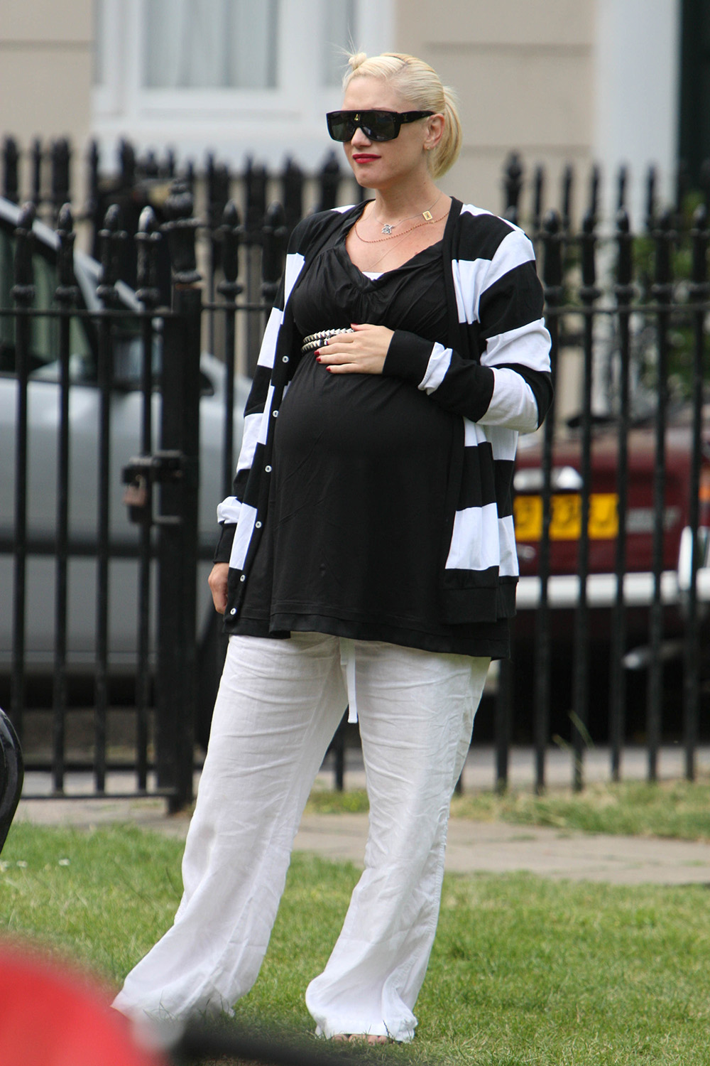 Gwen Stefani and Gavin Rossdale with son Kingston in Primrose Hill Park, London, Britain - 26 Jun 2008