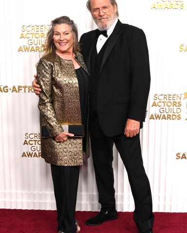 Susan Geston and Jeff Bridges
29th Annual Screen Actors Guild Awards, Arrivals, Los Angeles, California, USA - 26 Feb 2023