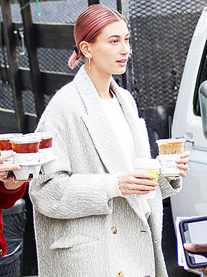 hailey bieber pink hair