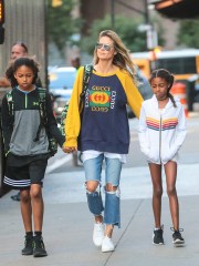 Heidi Klum with her kids Johan and Lou Samuel
Heidi Klum out and about, New York, USA - 26 Jun 2018
WEARING GUCCI SWEATSHIRT