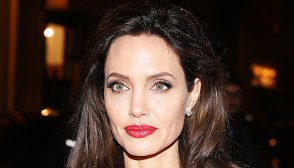 Angelina Jolie Reaction Brad Pitt Meeting