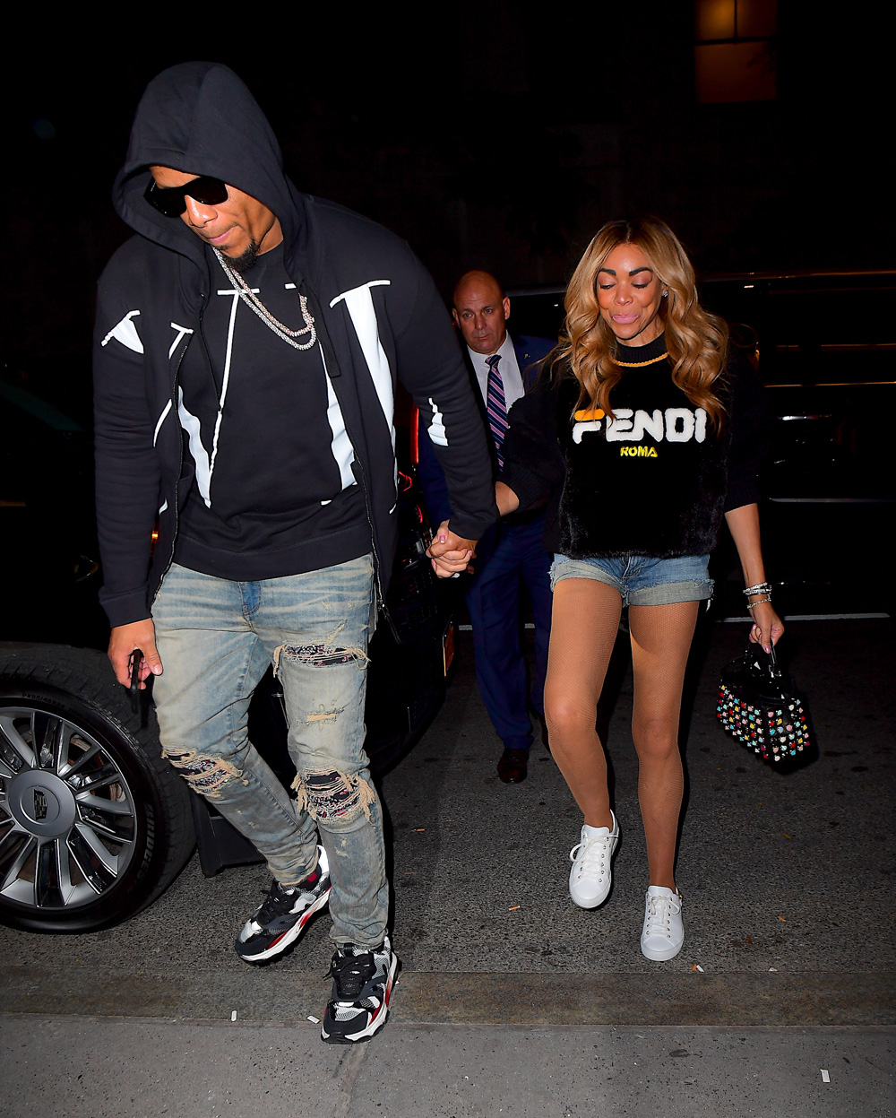 Wendy Williams and Kevin Hunter Hold Hands as they arrive to Saturday Night Live in NYC

Pictured: Wendy Williams,Kevin Hunter
Ref: SPL5029195 300918 NON-EXCLUSIVE
Picture by: 247PAPS.TV / SplashNews.com

Splash News and Pictures
Los Angeles: 310-821-2666
New York: 212-619-2666
London: 0207 644 7656
Milan: 02 4399 8577
photodesk@splashnews.com

World Rights, No Portugal Rights