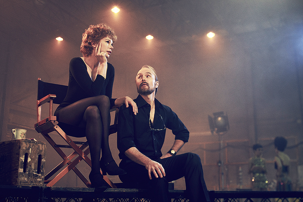 FOSSE VERDON -- Pictured: (l-r) Michelle Williams as Gwen Verdon, Sam Rockwell as Bob Fosse. CR: Pari Dukovic/FX