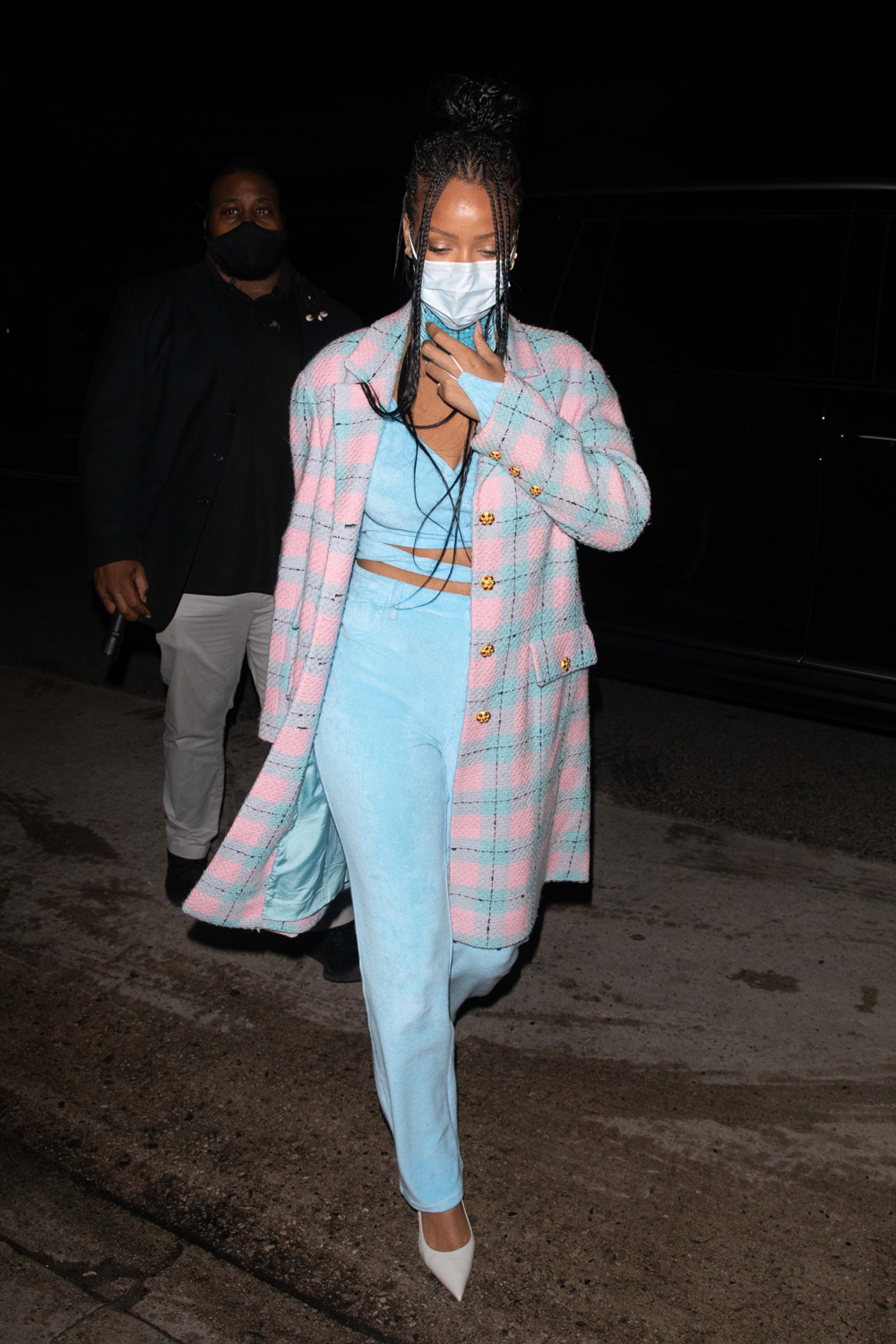 rihanna-pastels-mega-gal