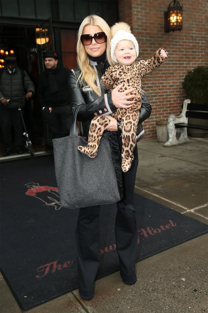 Jessica Simpson & Daughter Birdie