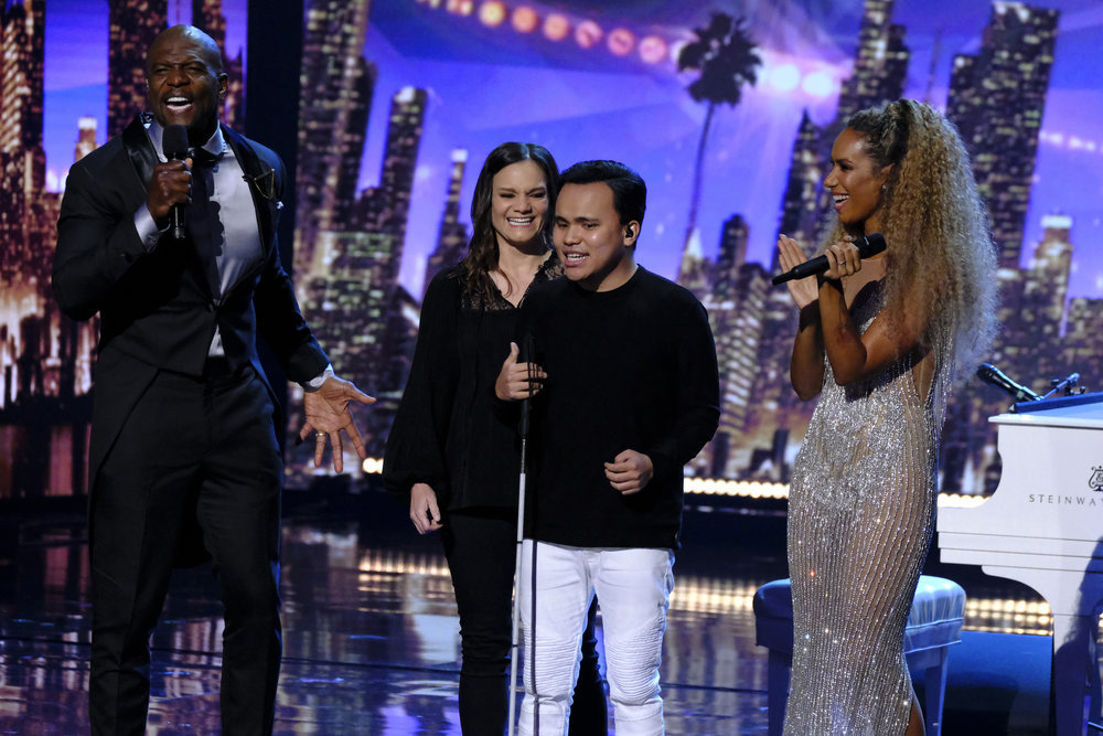 AMERICA'S GOT TALENT -- Live Results Finale Episode 1423 -- Pictured: (l-r) Terry Crews, Kodi Lee, Leona Lewis -- (Photo by: Trae Patton/NBC)